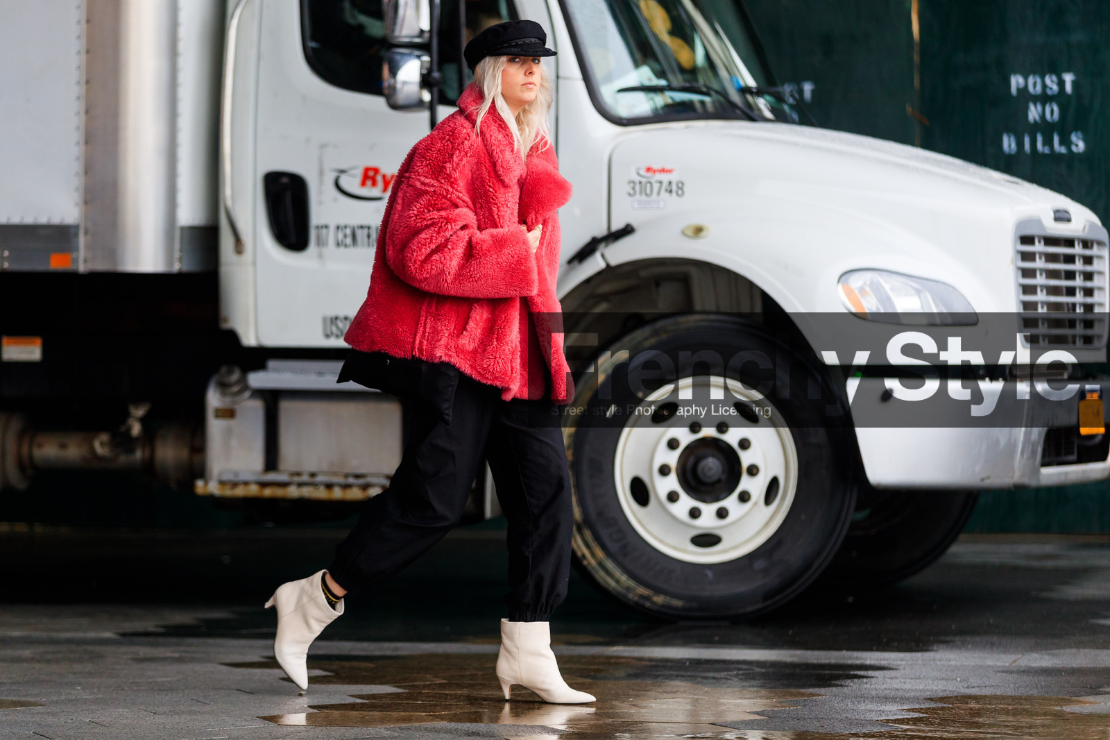 black hat, black pants, fur jacket, high heels, leather shoes, red fur, red jacket, trousers, white boots, street style, jonathan paciullo, FW, frenchystyle, fashion week, NYFW, NEW YORK, AUTUMN WINTER 2018-2019, AW 18-19, FALL WINTER 2018-2019, FW 18-19, atmosphere details, horizontal, full length