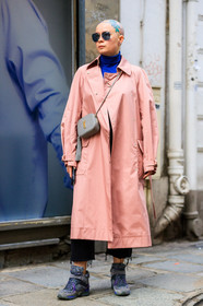 blue top, grey bag, grey sneakers, leather bag, leather shoes, pink coat, saint laurent paris, shaved head, sunglasses, tattoos, trousers, street style, jonathan paciullo, FW, frenchystyle, fashion week, PFW, PARIS, AUTUMN WINTER 2018-2019, FALL WINTER 2018-2019, FW 18-19, vertical, full length