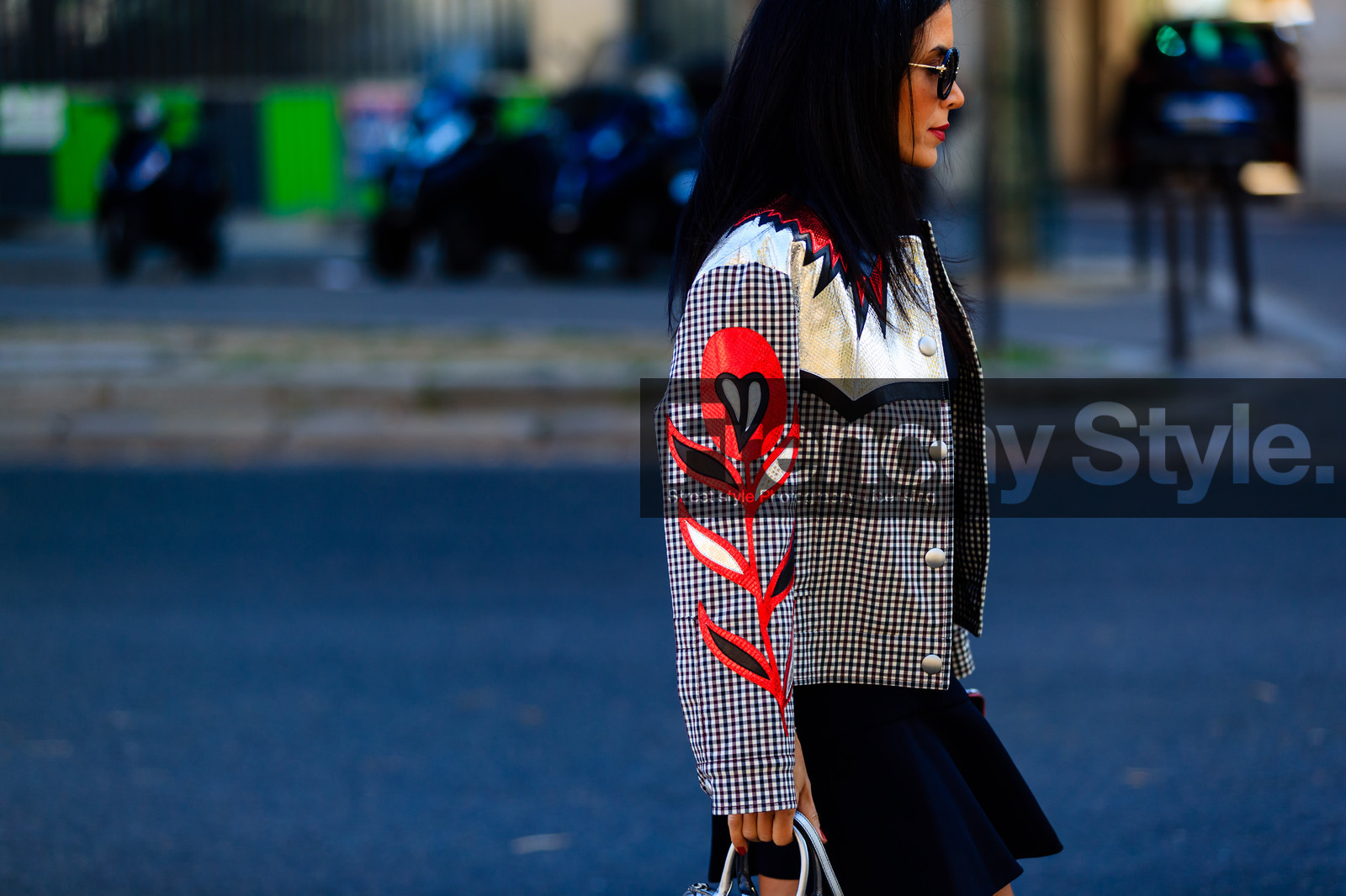atmosphere details, checked jacket, detail, fashion week, flower, frenchystyle, FW, gingham, graphic jacket, horizontal, jonathan paciullo, PARIS, PFW, printed jacket, SPRING SUMMER 2017, SS 17, street style, sunglasses