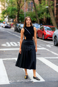 black shoes, black skirt, black sweater, brie welch, leather shoes, open work, pleated skirt, street style, jonathan paciullo, FW, frenchystyle, fashion week, NEW YORK, NYFW, SPRING SUMMER 2020, SS 20, vertical, full length