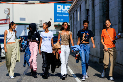 beige pants, black pants, black shoes, black sneakers, black sweater, black t shirt, blue denim, braids, brown top, converse, denim pants, fanny pack, graphic top, high heels, hoodie, jeans, leather bag, leather pants, leather shoes, model, necklace, orange t shirt, pink pants, printed t shirt, ruffles, trousers, white pant, white shoes, white sneakers, white t shirt, white tank top, street style, jonathan paciullo, FW, frenchystyle, fashion week, NEW YORK, NYFW, SPRING SUMMER 2020, SS 20, horizontal, atmosphere details, full length