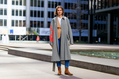 blue denim, brown boot, camel jacket, checked, denim pants, gingham, graphic jacket, jeans, leather jacket, leather shoes, plaid, printed jacket, trousers, white shirt, street style, jonathan paciullo, FW, frenchystyle, fashion week, NYFW, NEW YORK, AUTUMN WINTER 2018-2019, AW 18-19, FALL WINTER 2018-2019, FW 18-19, atmosphere details, horizontal, full length, model
