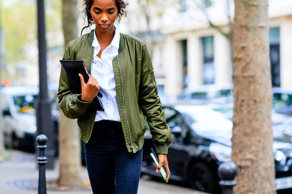 atmosphere details, black clutch, blue denim, bomber jacket, denim pants, detail, fashion week, frenchystyle, FW, green jacket, horizontal, jeans, jonathan paciullo, model, PARIS, PFW, SPRING SUMMER 2017, SS 17, street style, trousers, white shirt