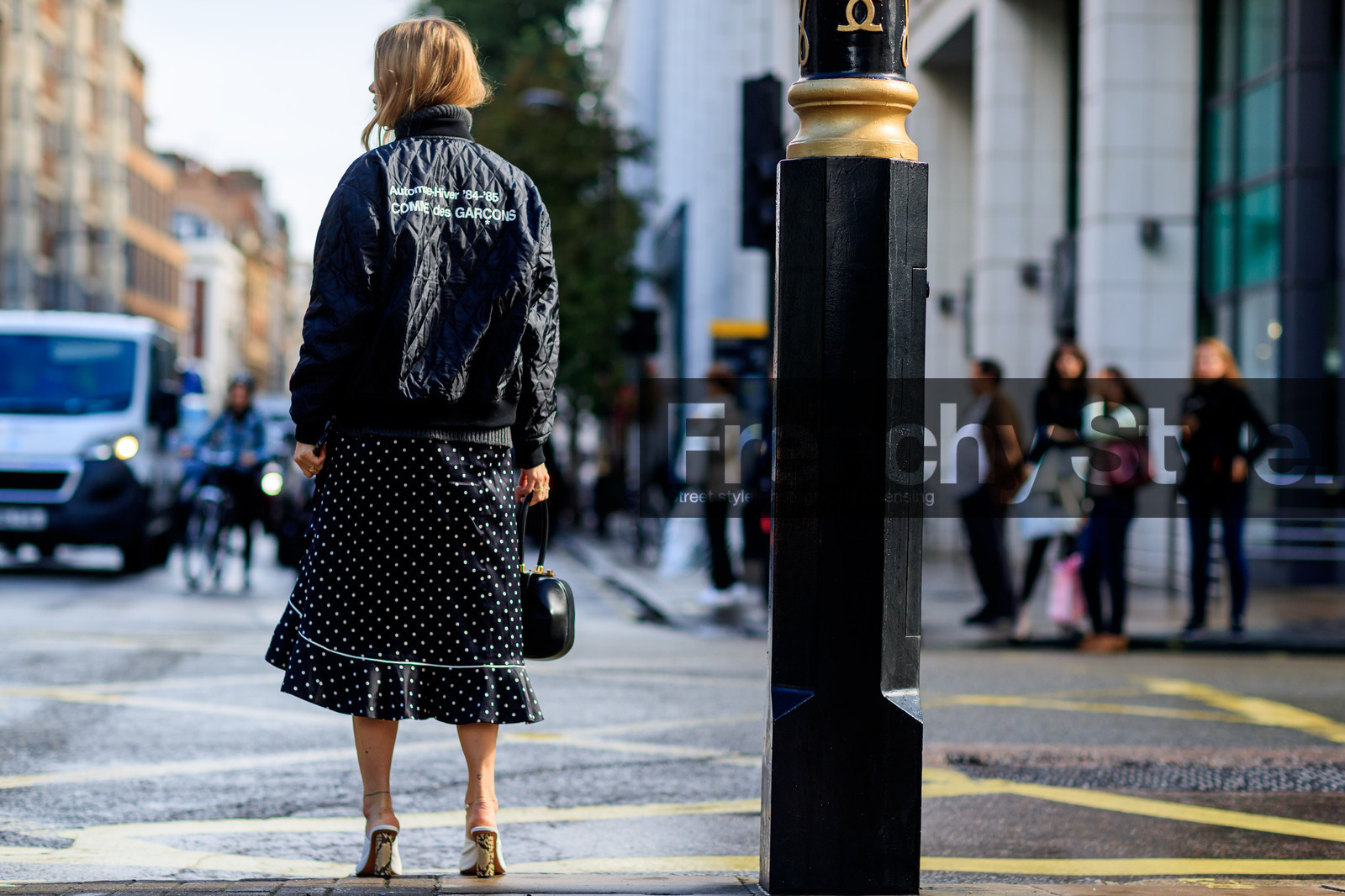atmosphere details, black bag, black jacket, black skirt, bomber jacket, comme des garçons, céline, fashion week, frenchystyle, full length, FW, graphic skirt, high heels, horizontal, jonathan paciullo, leather bag, leather shoes, LFW, LONDON, pernille teisbaek, polka dot, printed skirt, SPRING SUMMER 2018, SS 18, street style, white shoes