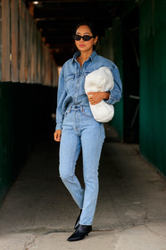 aimee song, balenciaga, black shoes, blue denim, denim pants, denim shirt, jeans, leather bag, leather shoes, maison martin margiela, sunglasses, tone on tone, total look denim, trousers, white bag, street style, jonathan paciullo, FW, frenchystyle, fashion week, NEW YORK, NYFW, SPRING SUMMER 2020, SS 20, vertical, full length