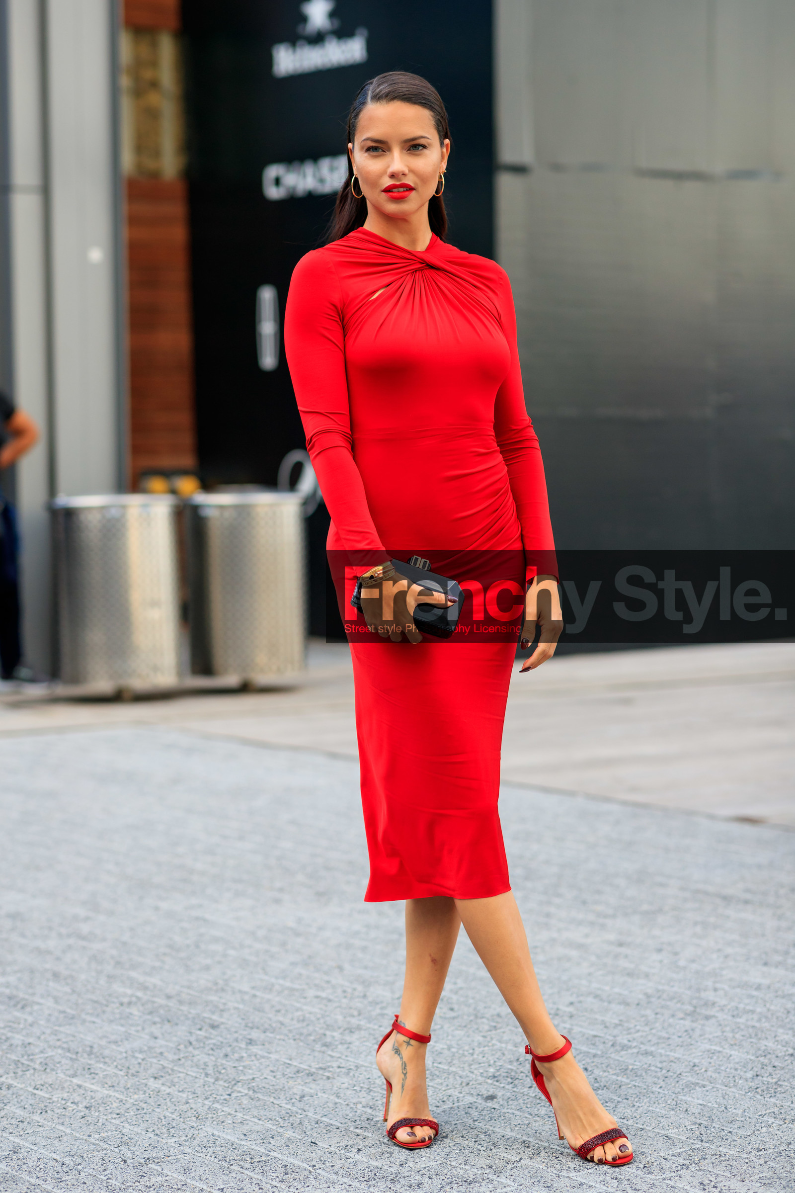 black bag, black clutch, bracelet, high heels, leather bag, leather shoes, pulled back hair, red dress, red lips, red shoes, tone on tone, total look red, wet hair, street style, jonathan paciullo, FW, frenchystyle, fashion week, NEW YORK, NYFW, SPRING SUMMER 2020, SS 20, vertical, full length