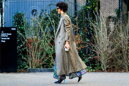 atmosphere details, AUTUMN WINTER 2017-2018, AW 17-18, black shoes, blue dress, earrings, embroidered dress, FALL WINTER 2017-2018, fashion week, frenchystyle, full length, FW, FW 17-18, grey coat, horizontal, jonathan paciullo, leather shoes, LFW, LONDON, long dress, multicolor dress, printed t shirt, sequined dress, short hair, silk jacket, street style, sunglasses, white t shirt, yasmin sewell