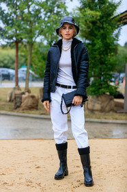 caro daur, dior bag, dior boots, dior hat, black hat, tulle hat, black coat, black leather bag, black leather boots, black leather belt, animal skin belt, quilted bag, high boots, flat boots, fur coat, fur collar coat, white top, white jeans, turtleneck top, fashion week, frenchystyle, FW, jonathan paciullo, street style, SPRING SUMMER 2020, SS 20, PFW, PARIS, vertical, full length