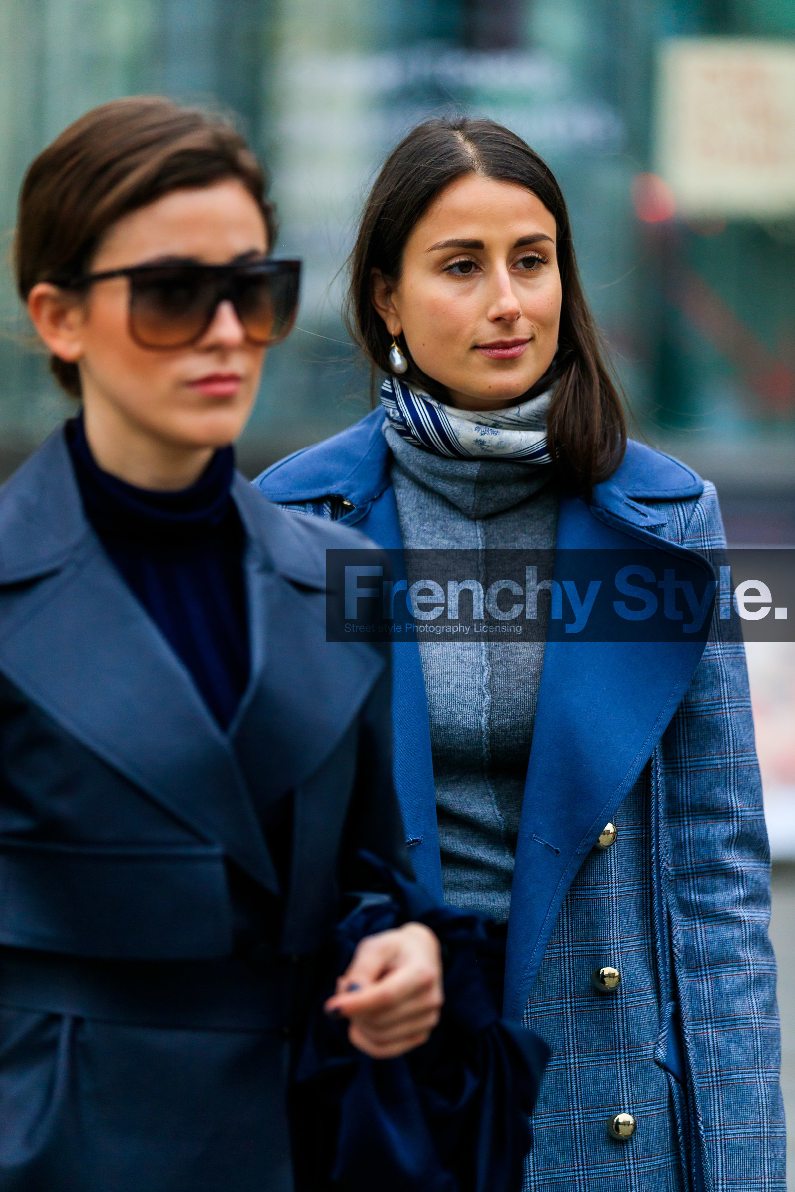 animal print, Annabel Rosendahl, black bag, bordeaux, burgundy, graphic bag, leather bag, leather coat, leather shoes, louis vuitton, printed bag, purple boots, red coat, trench coat, LONDON, LFW, fashion week, frenchystyle, FW, jonathan paciullo, street style, AUTUMN WINTER 2019-2020, AW 19-20, FW 19-20, FALL WINTER 2019-2020, vertical, atmosphere details, detail