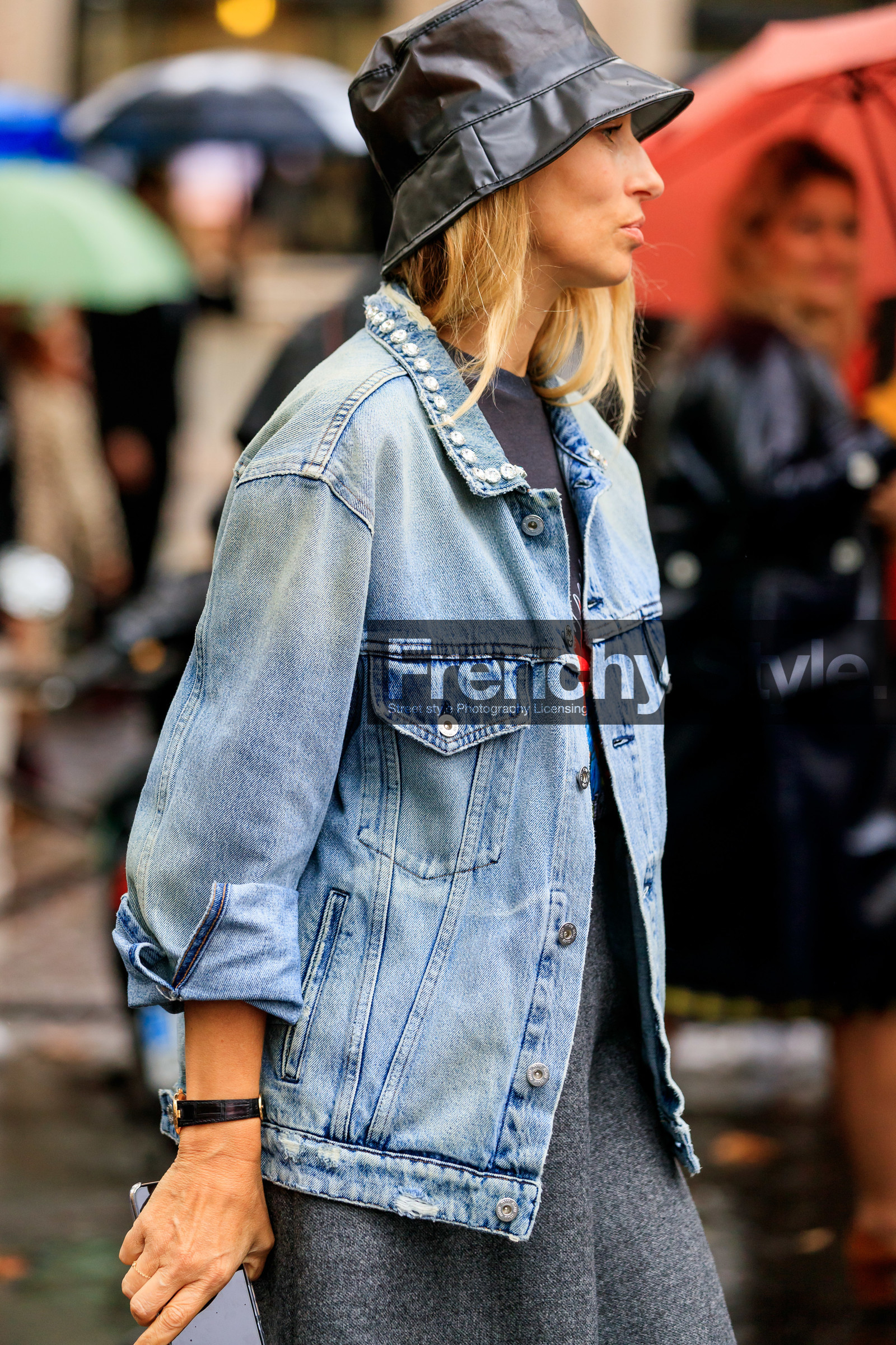 alexandra golovanoff, black hat, maison michel hat, light blue jacket, denim, denim jacket, strassed jacket, grey skirt, miu miu jacket, PARIS, PFW, SPRING SUMMER 2020, SS 20, fashion week, frenchystyle, FW, jonathan paciullo, street style, vertical, atmosphere details, detail