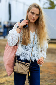 model, white blouse, lace blouse, loewe bag, beige leather bag, crossbody bag, denim, dark blue jeans, fashion week, frenchystyle, FW, jonathan paciullo, street style, SPRING SUMMER 2020, SS 20, PFW, PARIS, vertical, atmosphere details, detail