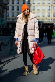 acne studios, camel boots, down jacket, leather bag, leather shoes, orange beanie, pink coat, red bag, street style, jonathan paciullo, FW, frenchystyle, fashion week, PFW, PARIS, AUTUMN WINTER 2018-2019, FALL WINTER 2018-2019, FW 18-19, vertical, full length, veronika heilbrunner