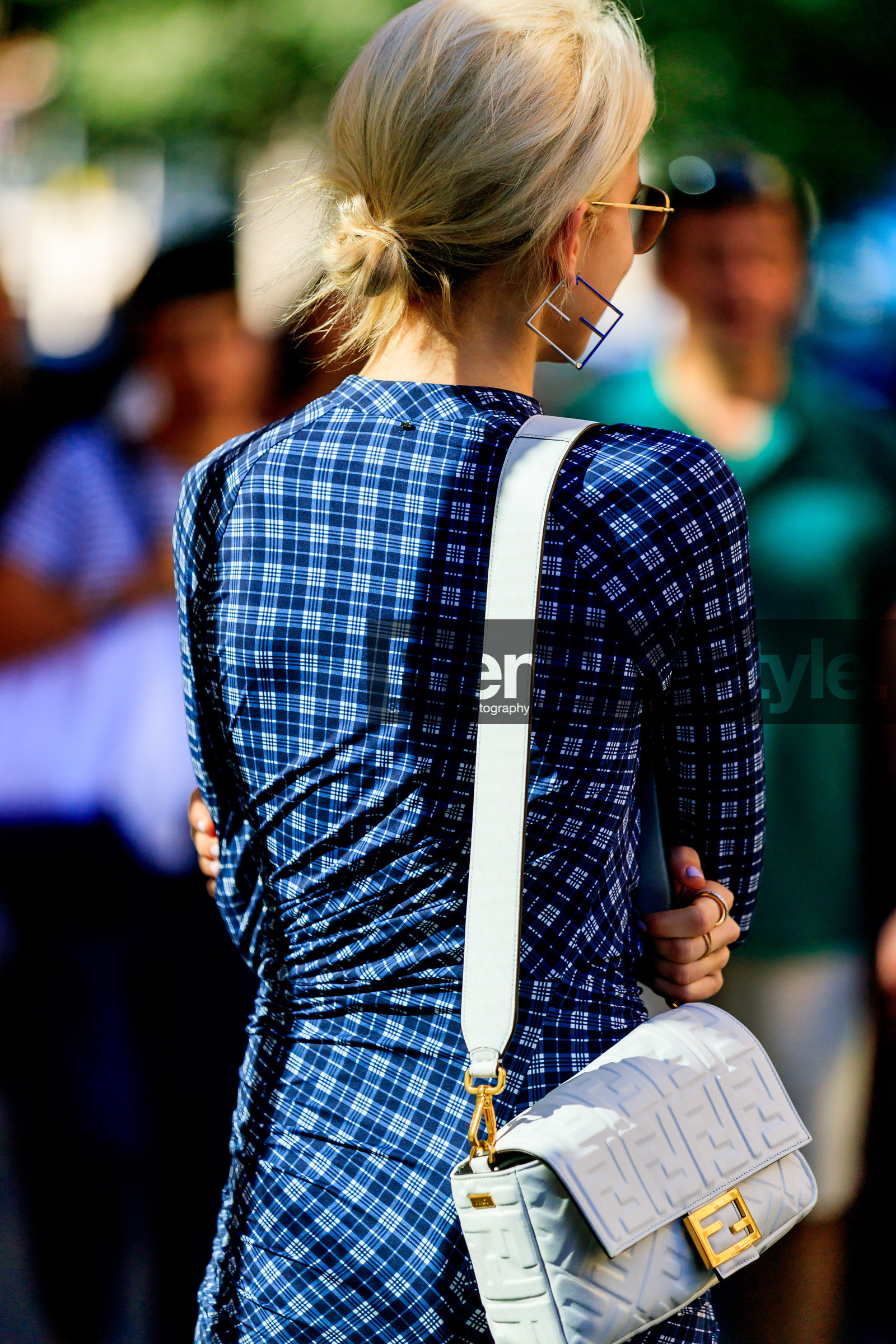 blue dress, caro daur, checked, earrings, fendi, graphic bag, graphic dress, leather bag, monogram, plaid, printed bag, printed dress, white bag, street style, jonathan paciullo, FW, frenchystyle, fashion week, MFW, MILAN, SPRING SUMMER 2019, SS 19, vertical, atmosphere details, detail