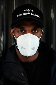 darrel hunter, message cap, covid face mask, fashion week, frenchystyle, FW, jonathan paciullo, street style, PFW, PARIS, SPRING SUMMER 2021, SS 21, vertical, atmosphere details, detail