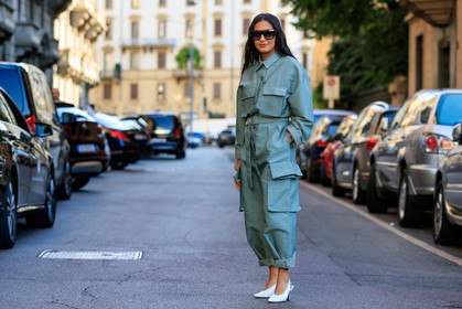 nausheen shah, light blue jumpsuit, multi pocket jumpsuit, long sleeves jumpsuit, safari jumpsuit, futurist shape sunglasses, golden sunglasses, big sunglasses, white leather shoes, sling back shoes, kitten heels shoes, sharp end shoes, fashion week, frenchystyle, FW, jonathan paciullo, street style, horizontal, atmosphere details, full length, MFW, MILAN, SPRING SUMMER 2020, SS 20