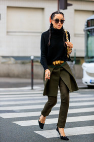 tamara kalinic, black pullover, turtleneck pullover, kaki pants, kaki skirt, layered pants, layered skirt, mini skirt, tight pants, woolen pants, golden buckle belt, golden strap bag, shoulder bag, black leather bag, bottega veneta bag, dior sunglasses, aviator sunglasses, plaited hair, golden bracelet, diamond bracelet, cartier bracelet, cartier clou bracelet, hand jewellery, black suede shoes, high heels shoes, pump, fashion week, frenchystyle, FW, jonathan paciullo, street style, PFW, PARIS, AUTUMN WINTER 2020-2021, FALL WINTER 2020-2021, FW 20-21, vertical, full length