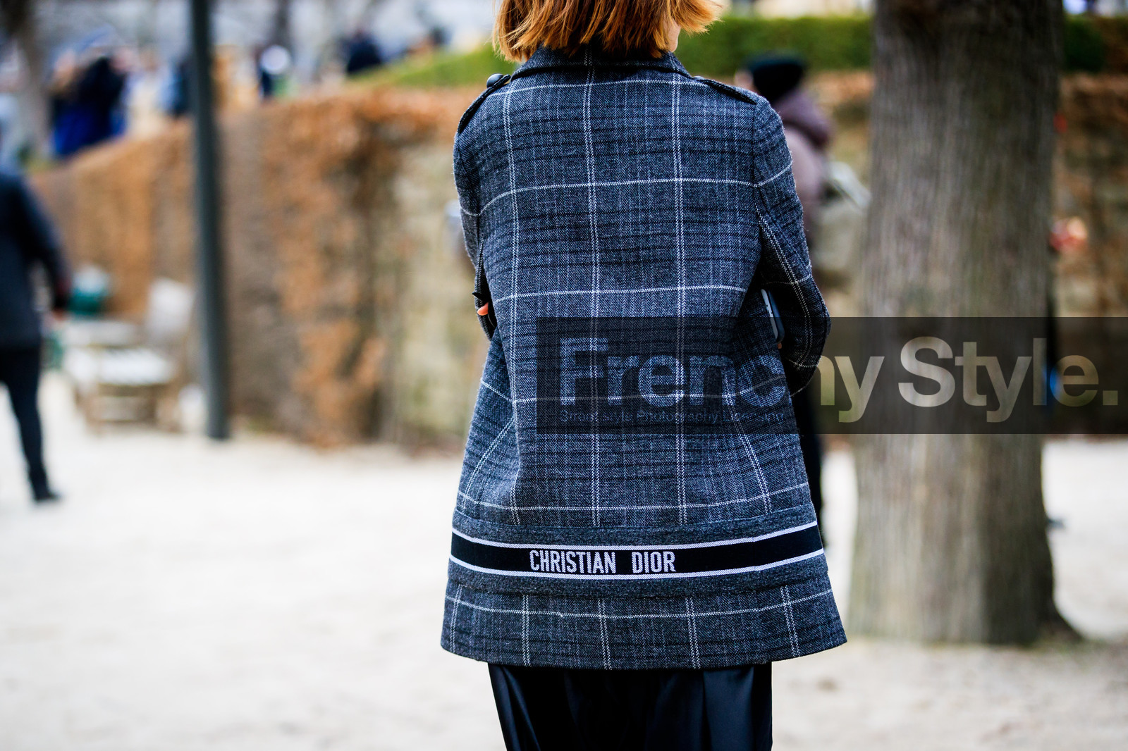 checked, christian dior, graphic jacket, grey jacket, plaid, printed jacket, street style, jonathan paciullo, FW, frenchystyle, fashion week, PFW, PARIS, AUTUMN WINTER 2018-2019, FALL WINTER 2018-2019, FW 18-19, horizontal, atmosphere details