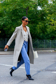 black shoes, blue denim, céline, denim pants, grey coat, high heels, jeans, leather bag, leather shoes, sunglasses, totême, trousers, white bag, white cardigan, street style, jonathan paciullo, FW, frenchystyle, fashion week, NEW YORK, NYFW, SPRING SUMMER 2020, SS 20, vertical, full length