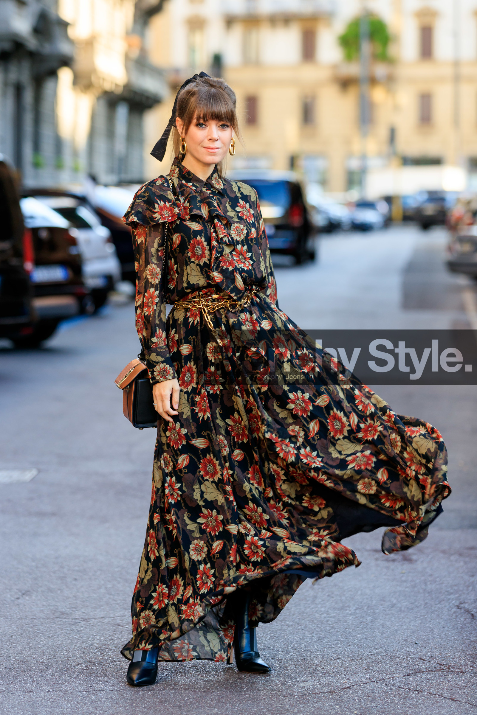 jenny cipoletti, long dress, black dress, floral printed dress, red dress, ruffle dress, long sleeves dress, belted dress, ferragamo belt, golden chain belt, chain belt, multi belt, dangling earrings, golden earrings, chain earrings, fashion week, frenchystyle, FW, jonathan paciullo, street style, vertical, full length, MFW, MILAN, SPRING SUMMER 2020, SS 20
