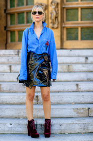black skirt, blue shirt, bordeaux, burgundy, embroidered shirt, fashion week, flower, frenchystyle, full length, FW, high heels, jonathan paciullo, kerry pieri, leather shoes, leather skirt, PARIS, PFW, red boots, SPRING SUMMER 2017, SS 17, street style, sunglasses, varnished leather, velvet, vertical
