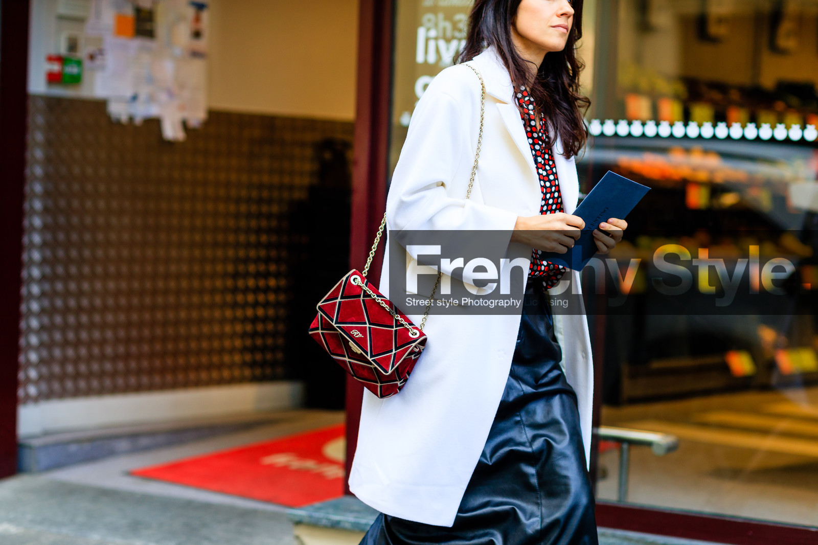 atmosphere details, black skirt, detail, fashion week, frenchystyle, FW, graphic bag, horizontal, jonathan paciullo, leather bag, leather skirt, PARIS, PFW, printed bag, red bag, roger vivier, SPRING SUMMER 2017, SS 17, street style, striped bag, velvet, white coat
