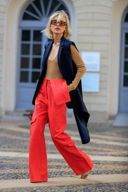 viktoria rader, square shape glasses, scale sunglasses, beige top, navy blue jacket, sleeveless jacket, long jacket, red leather pants, loose pants, low necked top, fashion week, frenchystyle, FW, jonathan paciullo, street style, vertical, full length, MFW, MILAN, SPRING SUMMER 2020, SS 20