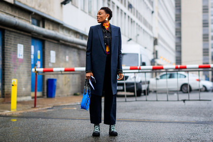 black coat, black denim, black pants, black shoes, blue bag, denim jacket, fishnet, leather bag, leather shoes, studs, trousers, street style, jonathan paciullo, FW, frenchystyle, fashion week, LFW, LONDON, AUTUMN WINTER 2018-2019, AW 18-19, FALL WINTER 2018-2019, FW 18-19, horizontal, atmosphere details, full length, donna wallace