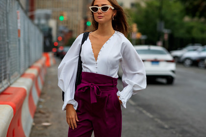 high waist, pink pants, purple pants, sunglasses, trousers, white shirt, fashion week, frenchystyle, FW, jonathan paciullo, street style, NEW YORK, NYFW, SPRING SUMMER 2020, SS 20, horizontal, atmosphere details, detail