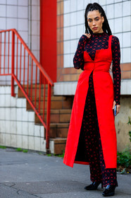 red dress, red top, red pants, black pants, black top, turtleneck top, technical fabric top, technical fabric pants, satin pants, monogrammed dress, monogrammed pants, monogrammed top, sleeveless dress, button dress, split dress, brocart dress, marine serre dress, marine serre pants, marine serre top, marine serre look, fashion week, frenchystyle, FW, jonathan paciullo, street style, PFW, PARIS, AUTUMN WINTER 2020-2021, FALL WINTER 2020-2021, FW 20-21, vertical, full length