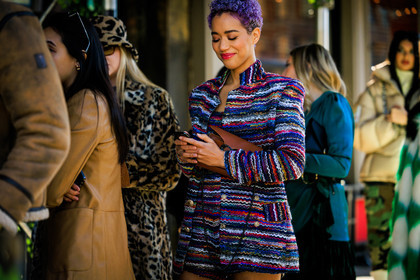 tweed, tweed multicolor blazer, tweed multicolor shorts, tweed multicolor top, tweed suit, purple, brozn handbag, fashion week, frenchystyle, FW, jonathan paciullo, street style, NYFW, NEW YORK, AUTUMN WINTER 2022-2023, FALL WINTER 2022_2023, FW 22-23, atmosphere details, horizontal