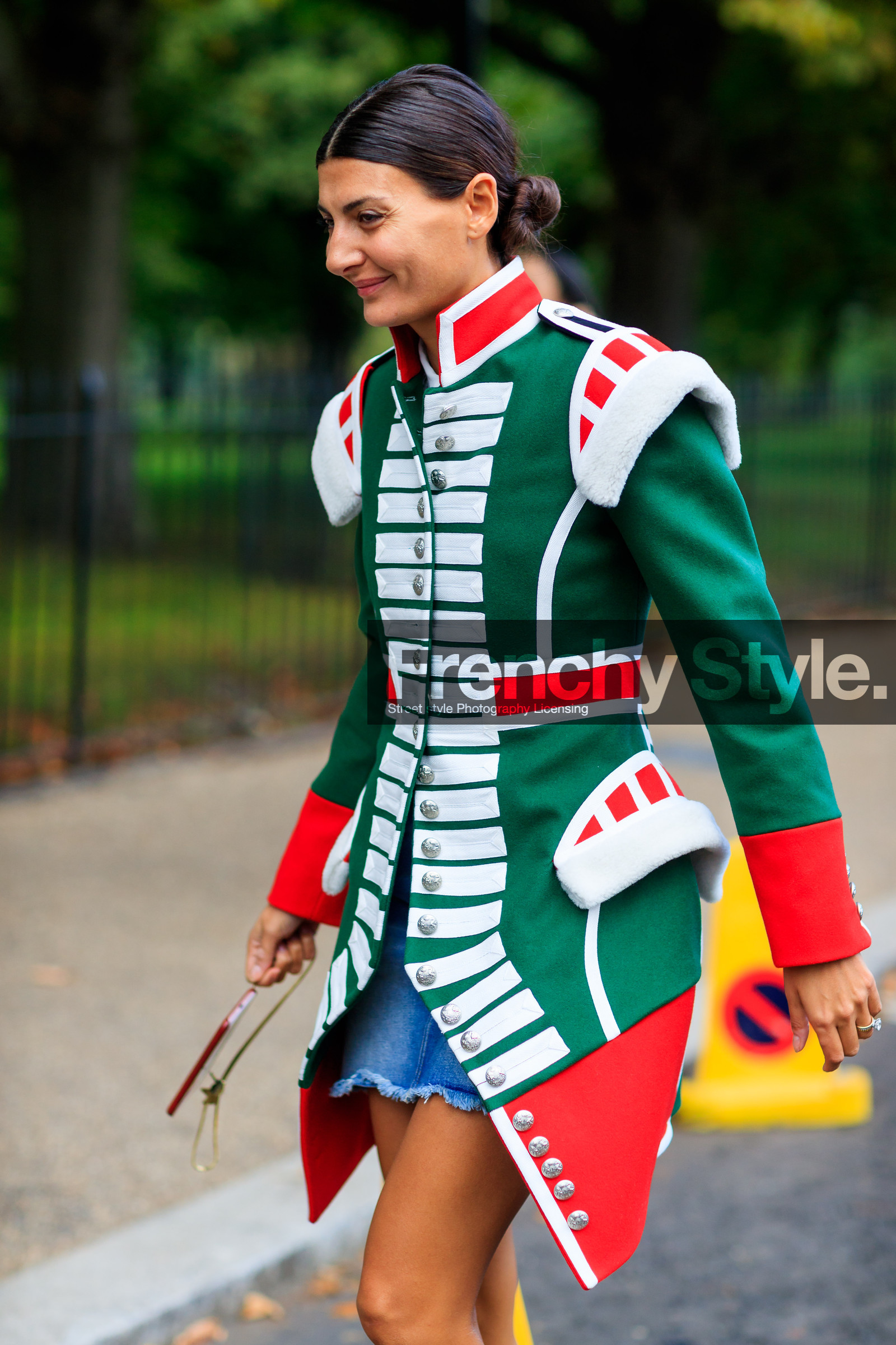 atmosphere details, blue denim, denim skirt, detail, fashion week, frenchystyle, FW, giovanna battaglia, graphic jacket, green, green jacket, jonathan paciullo, LFW, LONDON, printed jacket, red, SPRING SUMMER 2018, SS 18, street style, vertical