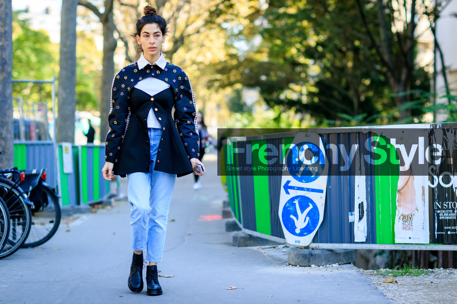 anka tsitsishvili, atmosphere details, black boots, black top, blue denim, denim pants, embroideries, fashion week, floral, flower, frenchystyle, full length, FW, horizontal, jeans, jonathan paciullo, leather shoes, PARIS, PFW, SPRING SUMMER 2017, SS 17, street style, trousers