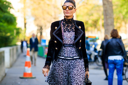 atmosphere details, black dress, black jacket, detail, fashion week, frenchystyle, FW, giovanna battaglia, horizontal, jonathan paciullo, lace, mirror effect, PARIS, PFW, printed dress, SPRING SUMMER 2017, SS 17, street style, sunglasses, velvet