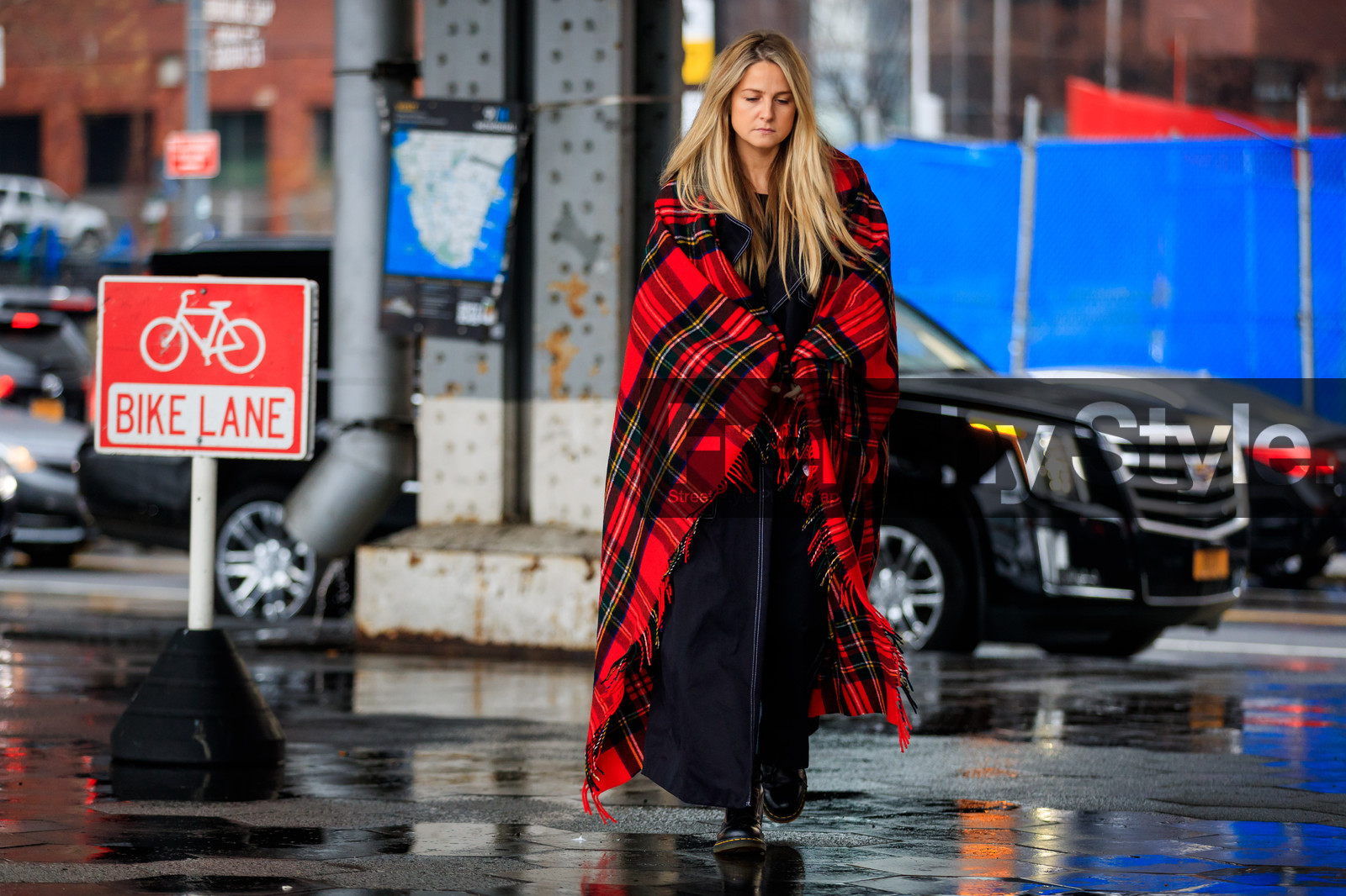 black coat, black shoes, checked, graphic jacket, leather shoes, plaid, printed jacket, printed scarf, red scarf, tartan, trench coat, trousers, street style, jonathan paciullo, FW, frenchystyle, fashion week, NYFW, NEW YORK, AUTUMN WINTER 2018-2019, AW 18-19, FALL WINTER 2018-2019, FW 18-19, atmosphere details, horizontal, full length, holly estelle russell, Holly Russell