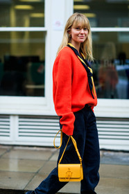 black denim, denim pants, jeanette madsen, jeans, jw anderson, leather bag, red sweater, trousers, yellow bag, yellow scarf, LONDON, LFW, fashion week, frenchystyle, FW, jonathan paciullo, street style, AUTUMN WINTER 2019-2020, AW 19-20, FW 19-20, FALL WINTER 2019-2020, vertical, atmosphere details, detail