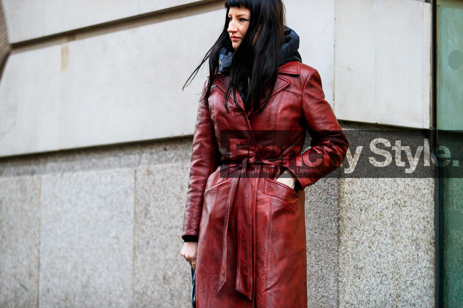 atmosphere details, AUTUMN WINTER 2017-2018, AW 17-18, detail, FALL WINTER 2017-2018, fashion week, frenchystyle, FW, FW 17-18, hood, horizontal, jonathan paciullo, leather coat, LFW, LONDON, red coat, street style