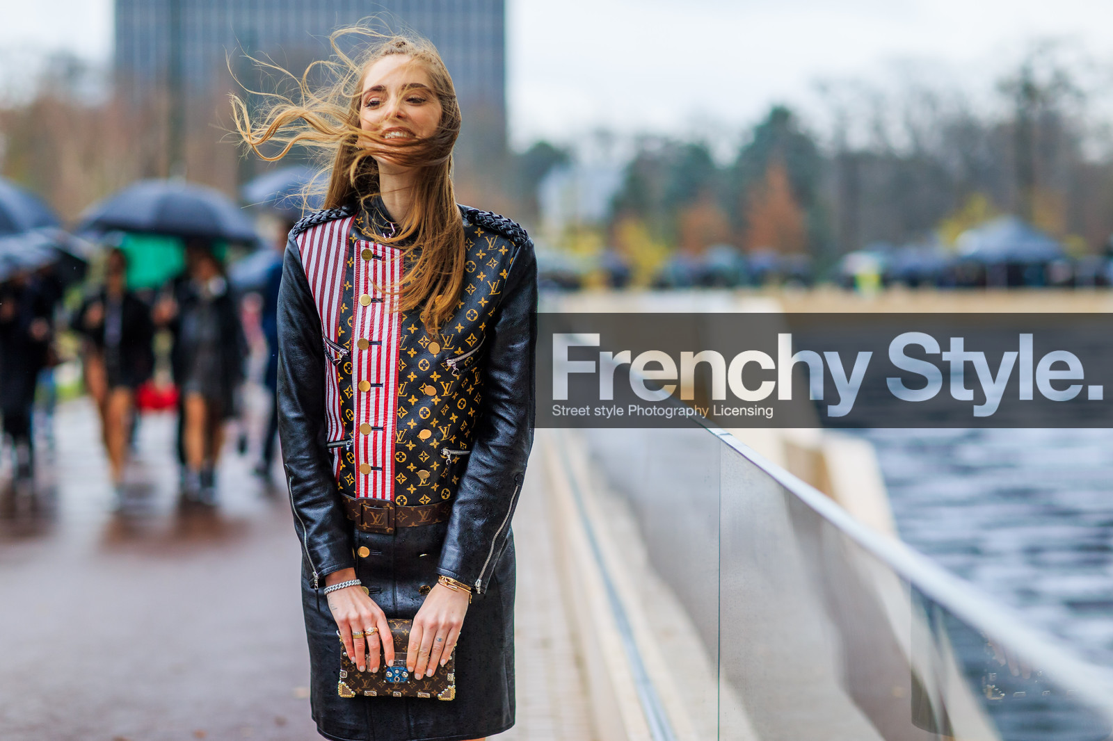 atmosphere details, AUTUMN WINTER 2016-2017, AW 16-17, black dress, braids, brown bag, chiara ferragni, detail, FALL WINTER 2016-2017, fashion week, frenchystyle, FW, FW 16-17, geometric, graphic dress, horizontal, jonathan paciullo, leather bag, leather belt, leather dress, louis vuitton, monogram, PARIS, PFW, printed bag, printed dress, street style, striped dress