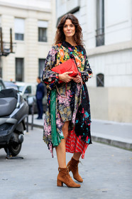 camel boots, fashion week, frenchystyle, full length, FW, Hedvig Opshaug, Hedvig Sagfjord Opshaug, jonathan paciullo, leather bag, leather shoes, loewe, multicolor dress, PARIS, PFW, printed dress, red bag, SPRING SUMMER 2017, SS 17, street style, suede shoes, vertical