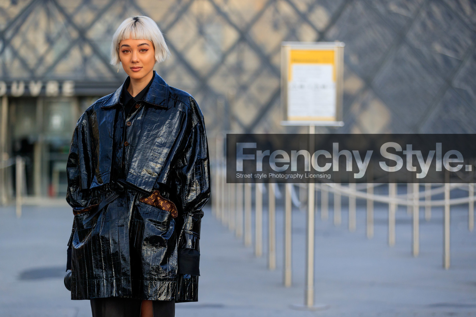 black jacket, kim jones, leather jacket, tone on tone, total look black, PARIS, PFW, street style, jonathan paciullo, FW, frenchystyle, fashion week, AUTUMN WINTER 2019-2020, AW 19-20, FALL WINTER 2019-2020, FW 19-20, horizontal, atmosphere details, detail