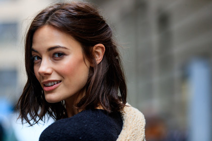 black sweater, natural, skin, skincare, street style, jonathan paciullo, FW, frenchystyle, fashion week, NYFW, NEW YORK, AUTUMN WINTER 2018-2019, AW 18-19, FALL WINTER 2018-2019, FW 18-19, atmosphere details, horizontal, detail, portrait, model