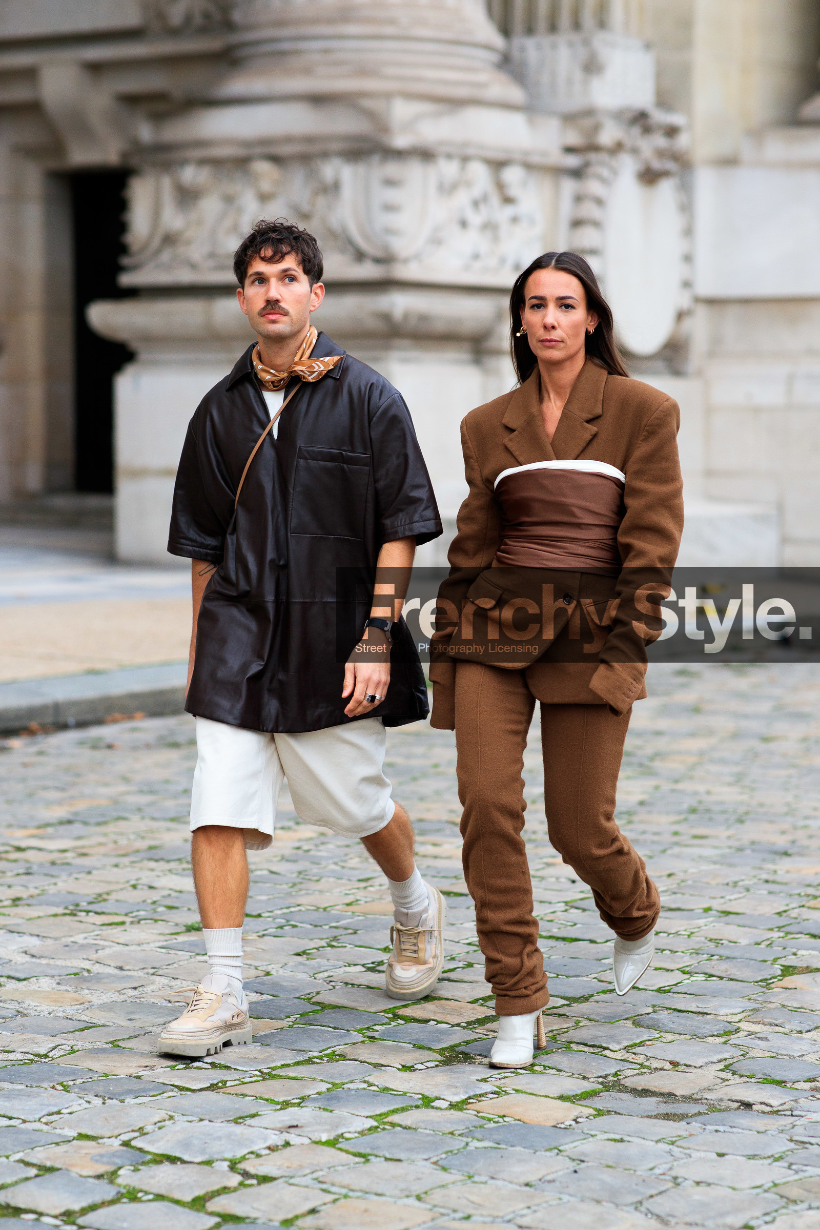 alice & j.s, alice barbier, JS roques, brown leather shirt, brown jacket, brown pants, brown suits, brown scarf, belted jacket, belt scarf, white bermuda shorts, white socks, white sneakers, white leather boots, high heels boots, camel scarf, fashion week, frenchystyle, FW, jonathan paciullo, street style, PFW, PARIS, SPRING SUMMER 2021, SS 21, vertical, full length