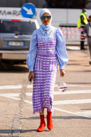 blouse, blue blouse, check, color, gather sleeves, hijab, mask sunglasses, pastel, print, puff sleeves, purple skirt, purple top, red boots, skirt, statement bag, sunglasses, top, transparent bag, fashion week, frenchystyle, FW, jonathan paciullo, street style, MFW, MILAN, SPRING SUMMER 2022, SS 22, vertical, full length