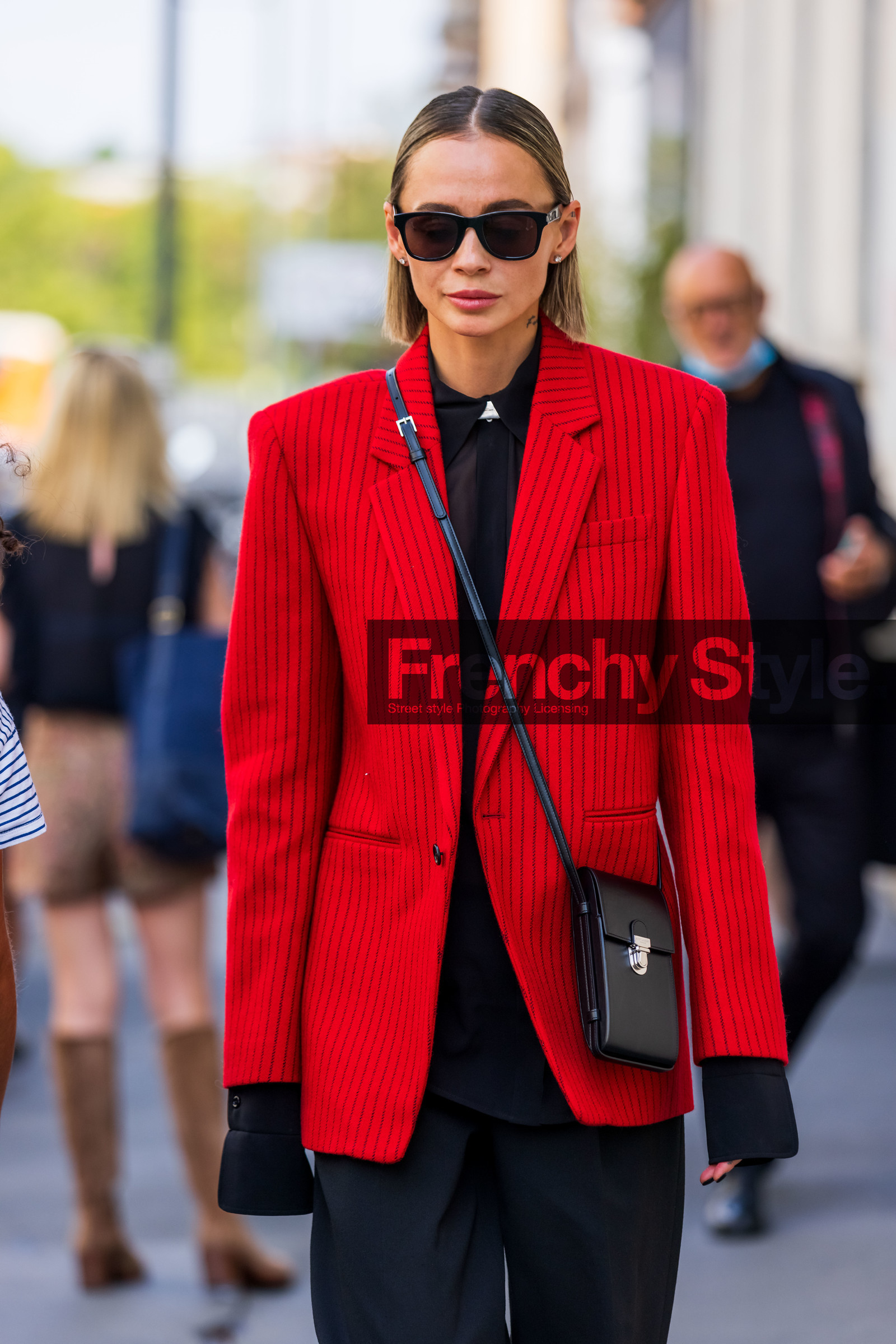 black bag, black pants, black shirt, black sunglasses, blazer, fluid pants, red blazer, saint laurent bag, small bag, striped blazer, stripes, sunglasses, thin stripes, fashion week, frenchystyle, FW, jonathan paciullo, street style, MFW, MILAN, SPRING SUMMER 2022, SS 22, vertical, atmosphere details, detail