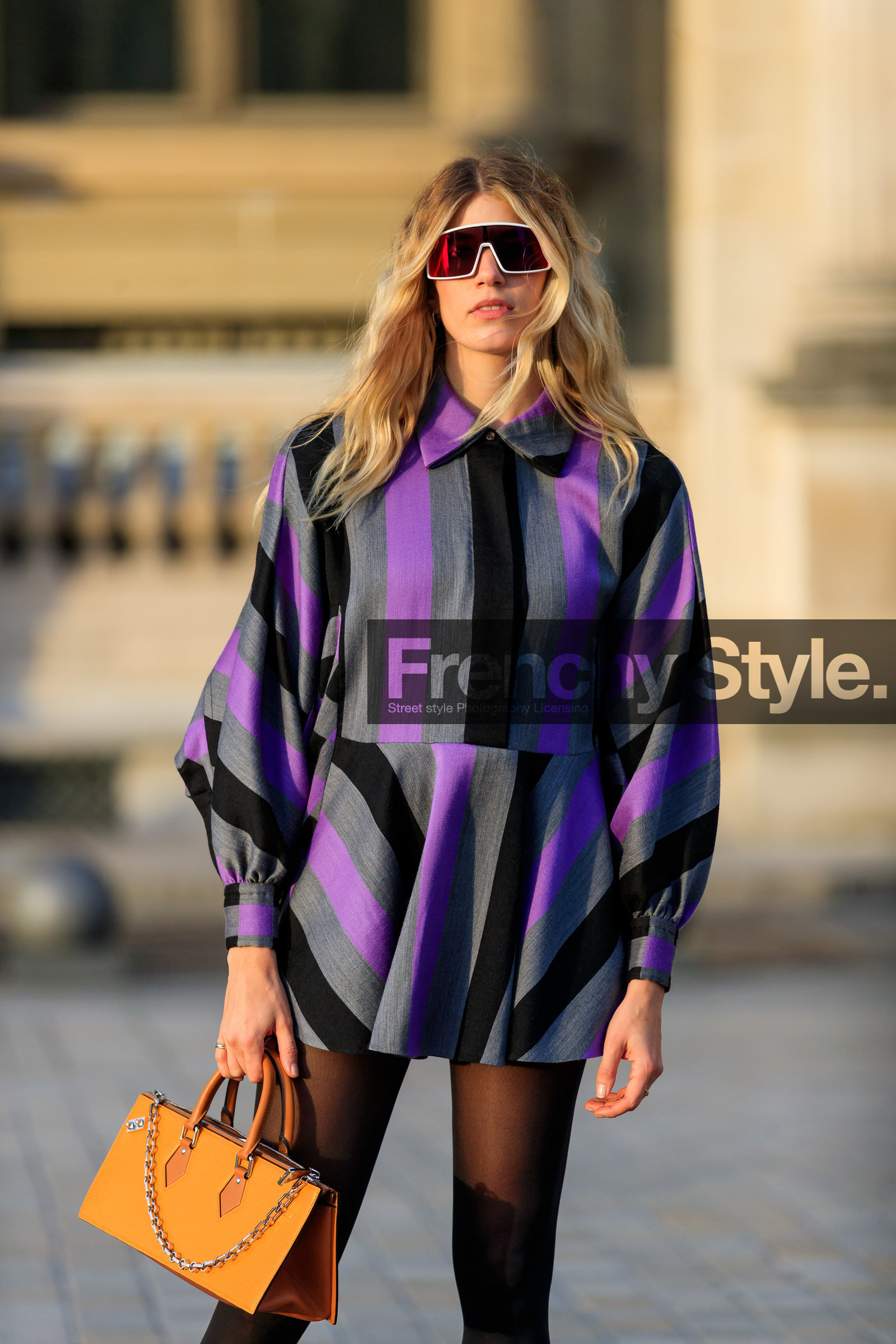 graphic dress, leather bag, louis vuitton, printed dress, purple dress, stripes, sunglasses, tights, veronika heilbrunner, yellow bag, PARIS, PFW, street style, jonathan paciullo, FW, frenchystyle, fashion week, AUTUMN WINTER 2019-2020, AW 19-20, FALL WINTER 2019-2020, FW 19-20, vertical, atmosphere details, detail