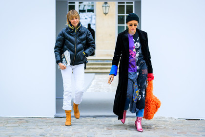 black beanie, black coat, black jacket, blue denim, camel boots, denim pants, down jacket, fur bag, graphic dress, jeans, leather shoes, orange bag, pink boots, printed dress, purple dress, sunglasses, trousers, white denim, street style, jonathan paciullo, FW, frenchystyle, fashion week, PFW, PARIS, AUTUMN WINTER 2018-2019, FALL WINTER 2018-2019, FW 18-19, horizontal, atmosphere details, full length, model, adwoa aboah, edie campbell