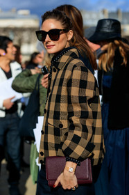 olivia palermo, dior bag, dior clutch, dior jacket, checked jacket, beige jacket, black jacket, burgundy leather clutch, bicolor jacket, black shirt, polka dots shirt, black sunglasses, square shape glasses, fashion week, frenchystyle, FW, jonathan paciullo, street style, PFW, PARIS, AUTUMN WINTER 2020-2021, FALL WINTER 2020-2021, FW 20-21, vertical, atmosphere details, detail