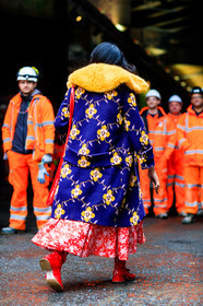 floral, flowers, fur collar, graphic jacket, graphic skirt, high heels, leather shoes, printed jacket, printed skirt, purple coat, red shoes, red skirt, varnished leather shoes, yellow fur, street style, jonathan paciullo, FW, frenchystyle, fashion week, LFW, LONDON, AUTUMN WINTER 2018-2019, AW 18-19, FALL WINTER 2018-2019, FW 18-19, vertical, full length
