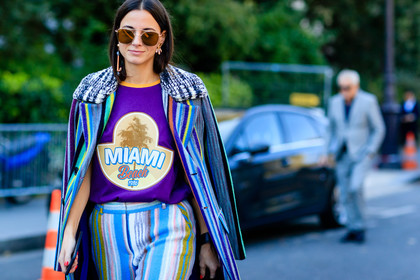 atmosphere details, detail, fashion week, frenchystyle, FW, geometric, graphic coat, graphic pants, horizontal, jonathan paciullo, over the shoulder, PARIS, PFW, printed coat, printed pants, printed t shirt, purple t shirt, SPRING SUMMER 2017, SS 17, street style, striped coat, striped pants, sunglasses, trousers, zina charkoplia