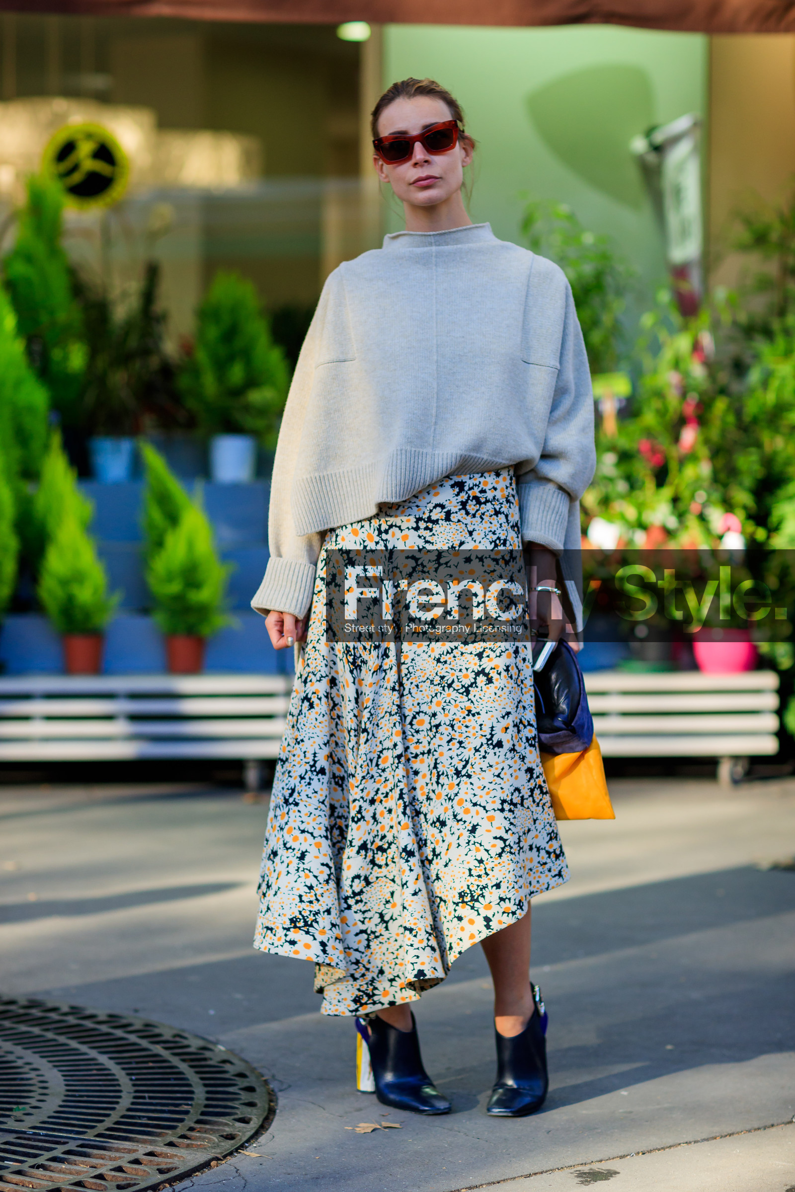 beige knit, black shoes, céline, fashion week, floral, flower, flowers, frenchystyle, full length, FW, high heels, irina lakicevic, jonathan paciullo, leather bag, leather shoes, orange bag, PARIS, PFW, printed skirt, SPRING SUMMER 2017, SS 17, street style, sunglasses, tucked in, vertical, white skirt