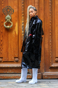 black coat, braids, dyed hair, leather shoes, rain boots, vinyl, white boots, street style, jonathan paciullo, FW, frenchystyle, fashion week, PFW, PARIS, AUTUMN WINTER 2018-2019, FALL WINTER 2018-2019, FW 18-19, vertical, full length, candace marie